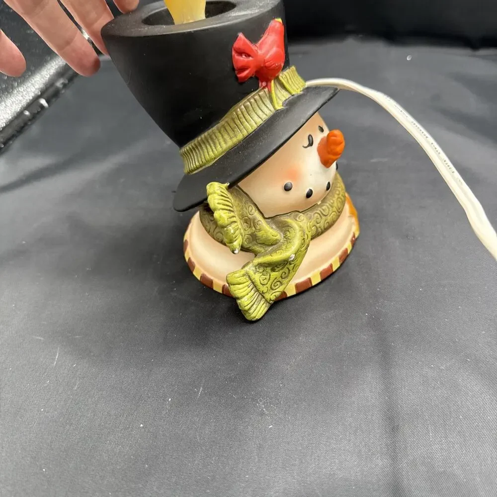 Crazy Mountain snowman electric tea light